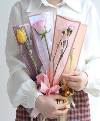 Конусный пакет для одного цветка, с золотистой рамкой / пачка 50 штук