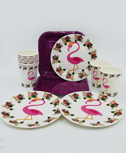 Набор праздничной посуды "Розовый фламинго", на 10 персон